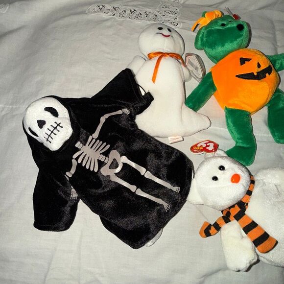 Lot of 5 Ty Halloween Beanie Babies • Spooky Ghost Sheets, Pumpkin Bear, Skeleto - Picture 5 of 13